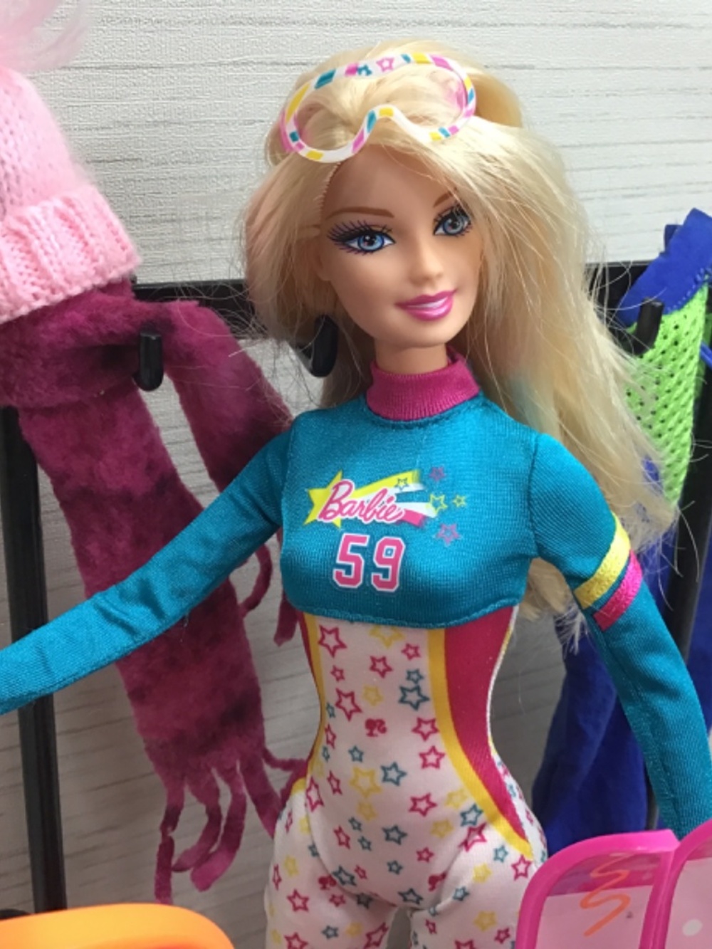 Barbie Doll and Winter Sport Accessories - Picture 2 of 9